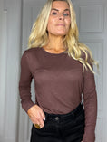 Load image into Gallery viewer, Tensa Shirt Brown
