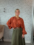 Load image into Gallery viewer, Skirt with belt army

