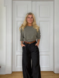 Load image into Gallery viewer, Pleni pants Black
