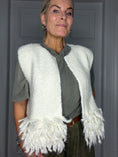 Load image into Gallery viewer, Chile vest Offwhite
