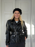 Load image into Gallery viewer, Cille Jacket Black
