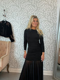 Load image into Gallery viewer, Shirley dress Black
