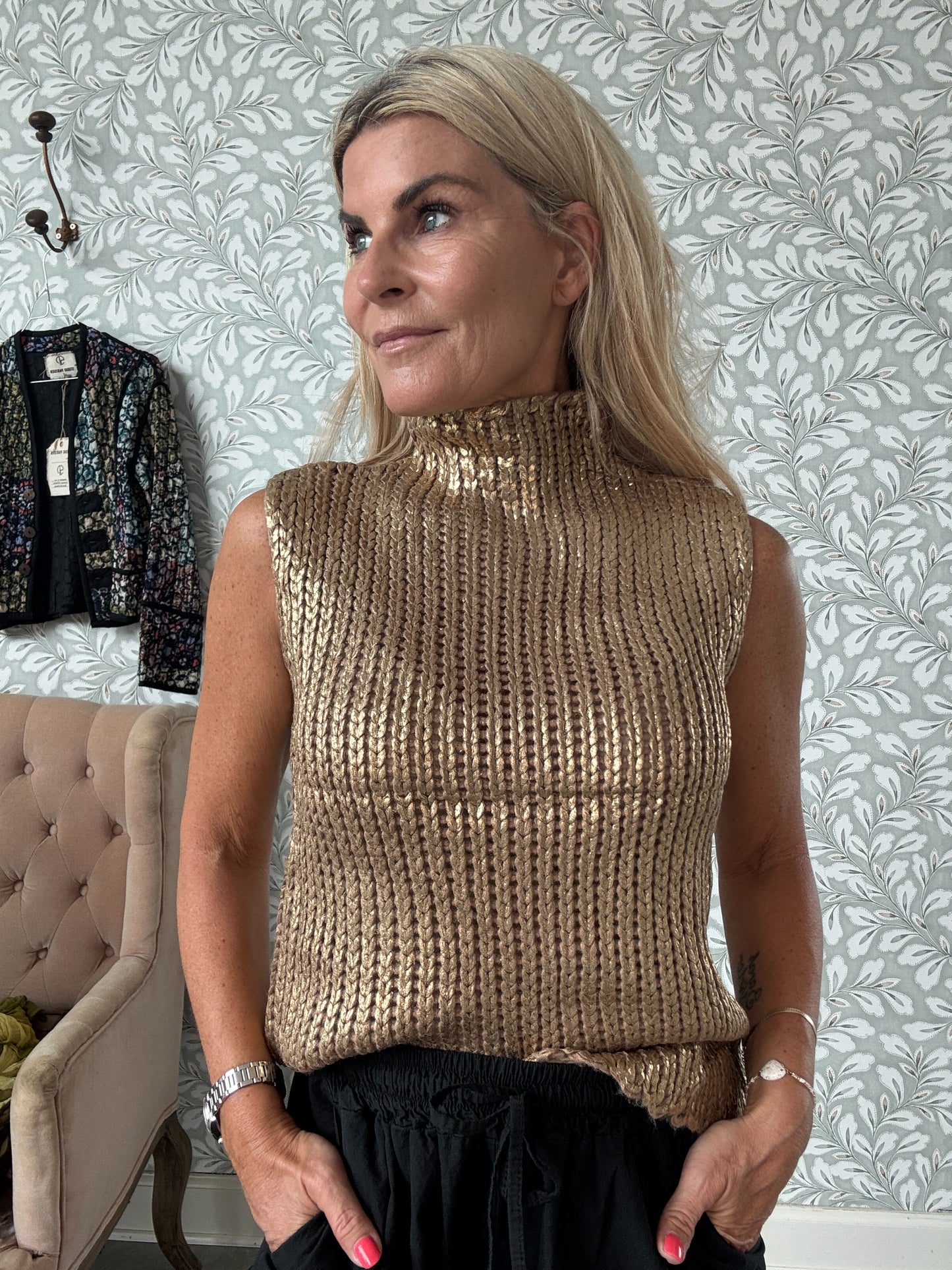 Gold top